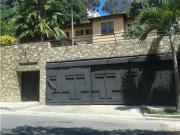 Se Vende Casa 550m2 4h+s/6.5b/5p Prados del Este 6401 Se Vende Casa 550m2 4h+s/6.5b/5p Prados del Este 6401