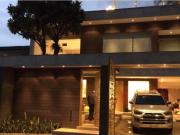 Se vende casa 632m2 3h+s/8b/4pe Terrazas del Club Hípico...