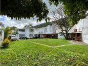 Se vende Casa 700 m2 7H/10B/12Pe Country Club