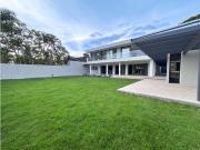 Se vende casa 721m2 5H+2S/8B/5P Caurimare Se vende casa 721m2 5H+2S/8B/5P Caurimare