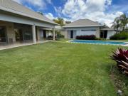 Se vende casa 750m2 4h+2s/5.5b+s/10p La Lagunita 9183 Se vende casa 750m2 4h+2s/5.5b+s/10p La Lagunita 9183