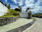 Se vende Casa 900m2,6h/5b/10p. Cerro Verde