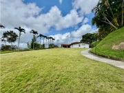 Se vende casa 914m2 4h+2s+ch/12p La Lagunita