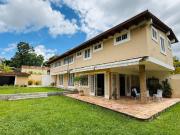 Se vende casa 928m² 5h+1s/5b+1s/6p Caurimare