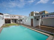 SE VENDE CASA A CUADRAS DE PLAYA CAVANCHA