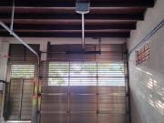 SE VENDE CASA A MEDIA CUADRA DE DIVERPLAZA, RIO MEDIO II VER