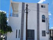 SE VENDE CASA AMPLIA DIVIDIDA EN DEPARTAMENTOS FRACC....