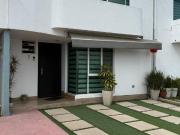 SE VENDE CASA AMPLIA EN DESARROLLO LA TOSCANA,...