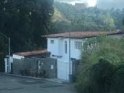 Se Vende Casa C.Cerrada 365m² 5H+6B+6P+Planta La... Se Vende Casa C.Cerrada 365m² 5H+6B+6P+Planta La...