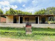 Se vende casa campesina en San Roque, Antioquia