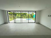 SE VENDE CASA CAMPESTRE CERCA AL CLUB CAMPESTRE