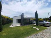 Se Vende Casa Campestre en Armenia, sector el caimo vía...