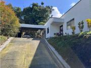 Se vende casa campestre en Circasia Quindio