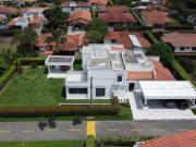 Se vende casa campestre en el sector Caimo, Quindio