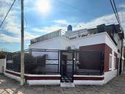 Se vende Casa c/dpto Reconquista B° Sarmiento