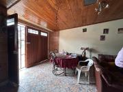 SE VENDE CASA CENTRAL EN CIRCASIA