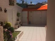 SE VENDE CASA CENTRICA EN VILLAS DEL SOL, SEGURA Y BIEN...