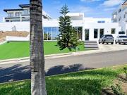 Se Vende Casa Cerca del Mar en Ciudad del Mar Manta