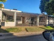SE VENDE casa cerca del Orfeo! 3 dorm!
