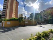 Se vende casa colonial, 400m2. La Campiña