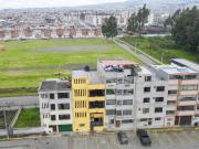 SE VENDE CASA COMERCIAL QUITUMBE 4 PISOS U$S 240.000...