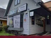 SE VENDE CASA COMERCIAL Y HABITACIONAL EN AVENIDA –...