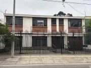 Se vende casa como terreno