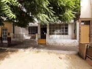 SE VENDE CASA COMO TERRENO UBICADO EN AV LORETO PIURA /...