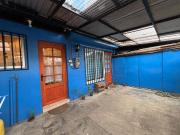 Se Vende casa con 3 deptos, muy buena renta