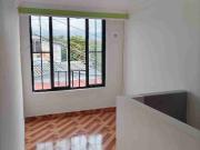 Se vende casa con 3 rentas en mercedes del centro...
