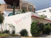 SE VENDE CASA CON ALBERCA A UN COSTADO DE VILLAS SAN...
