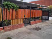 SE VENDE CASA CON AMPLIO ESTACIONAMIENTO EN LA FLORIDA