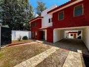 Se vende casa con amplio jard?n en privada REAL DEL...