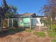 SE VENDE CASA CON AMPLIO TERRENO, CERRILLOS