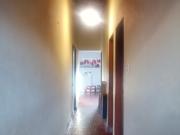 Se vende casa con amplio terreno, ubicada en 4ta...