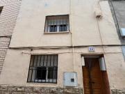 Se vende casa con corral en La Almunia de doña Godina