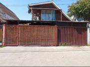 SE VENDE CASA CON DEPTO INTERIOR, EN LA COMUNA CONCHALI...