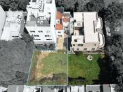 Se vende casa con. Jardín en la col condesa Juan de la...