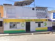 SE VENDE CASA CON LOCAL COMERCIAL