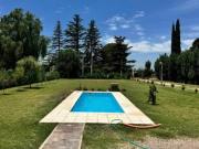 Se vende casa con pileta y amplio terreno en San Rafael...