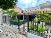 SE VENDE CASA CON SEIS APARTAMENTOS EN BAVARIA, SANTA MARTA