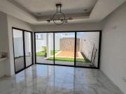 SE VENDE CASA CON UN ESTILO MODERNO EN SAN PEDRO CHOLUL,...