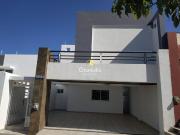 Se vende casa con vista panorámica en Privada Interlomas