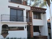 SE VENDE CASA TRES MARIAS MORELIA FRACCIONAMIENTO...