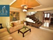 Se vende Casa de 2 Niveles Barrio Manga