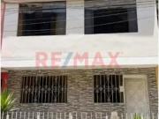 SE VENDE CASA DE 2 PISOS CERCA AL IPD Y ESTACIÓN BAYOVAR... SE VENDE CASA DE 2 PISOS CERCA AL IPD Y ESTACIÓN BAYOVAR...