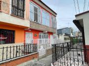 Se vende Casa, de 2 pisos independientes al sur de Armenia