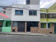 Se Vende Casa de 2 Pisos Sector Quitumbe