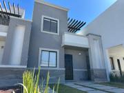 Se Vende Casa de 2 Recamaras con Cisterna Ubicada al sur...