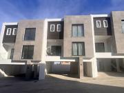 Se vende casa de 3 recámaras en Altum Agua Caliente, Tijuana